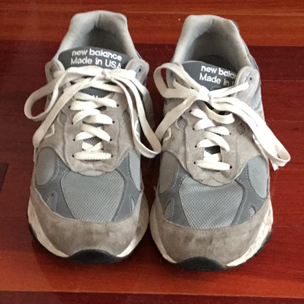 Men’s New Balance sneakers
